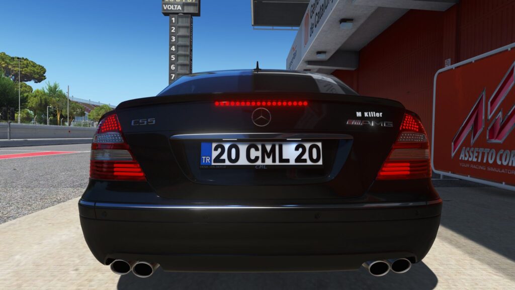 MERCEDES W211  E55 AMG