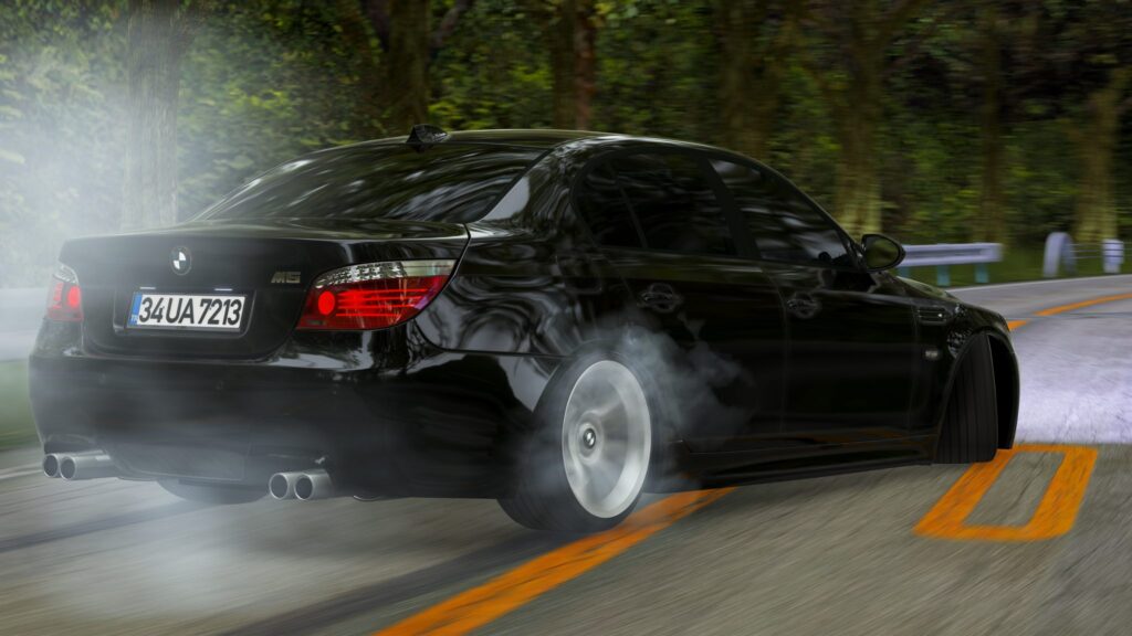BMW M5 E60 V10